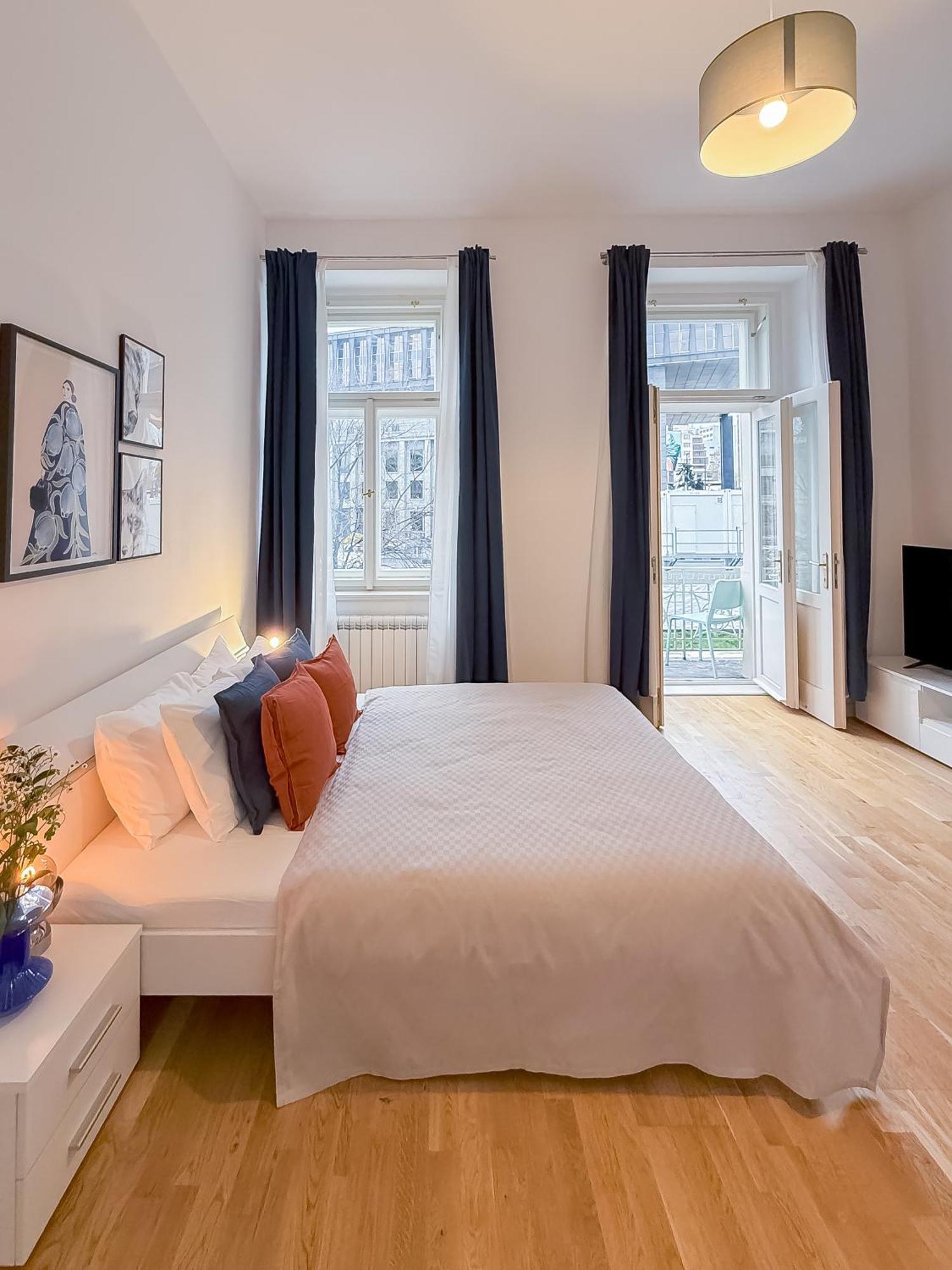 Turnkey I Wenceslas Square Apartment *
